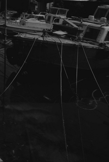 carl-zeiss-flektogon-28--35-fuji-neopan-100-acros---orange-filter-location-koyasu-fishing-village-canal-in-kanagawa--september-24-2015_21655708210_o.jpg
