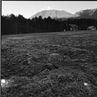 rolleiflex-sl66-with-ttl-finder--filmed-by-rollei-hft-planar28--80-ilford-xp2-super-400--yellow-filter-location-foot-of-mt-asama-nagano-japan-january-10-2016_24549356635_o.jpg